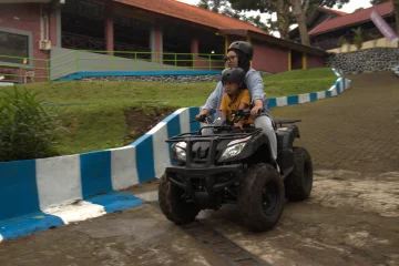 Wahana Permainan ATV Ibu dan Anak di Bhakti Alam Pasuruan